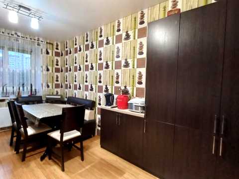 квартира по адресу Александра Попова ул., 3