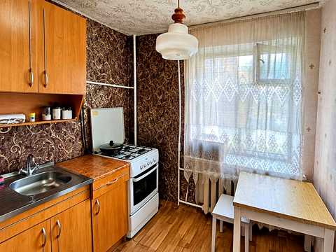 квартира за адресою Вадима Гетьмана вул. (Індустріальна), 26-Б