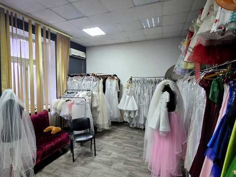 комерційна за адресою Дніпро, Лазаря Глоби вул. (Андрія Фабра), 9
