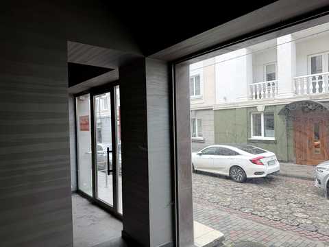 коммерческая по адресу Леси Украинки ул., 65
