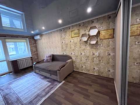квартира за адресою Степана Тільги вул. (Революційна), 33