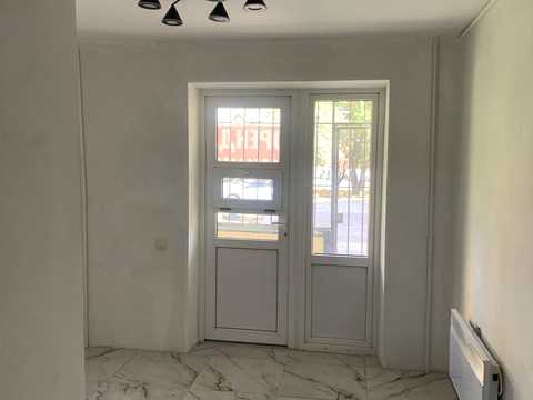 комерційна за адресою Дніпро, Слави бульв., 8
