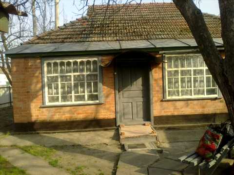 будинок за адресою Центральна, 1