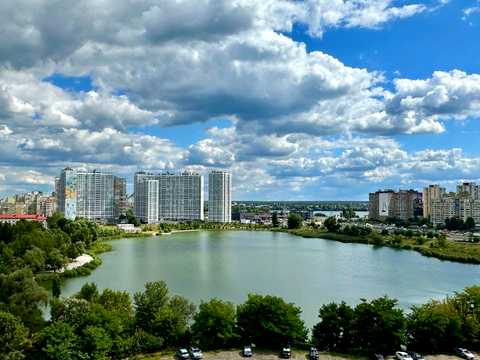 квартира по адресу Драгоманова ул., 31