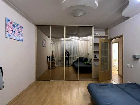 квартира по адресу Верховной Рады бульв., 21-А