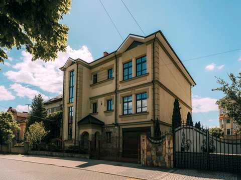 дом по адресу Коперника ул.
