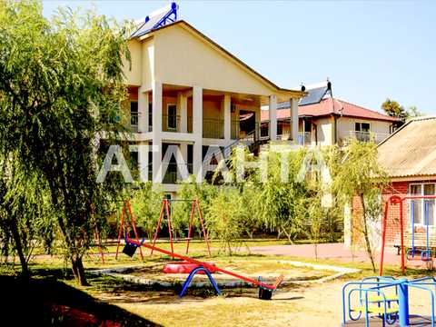 комерційна за адресою Лазурна, 90