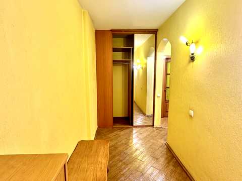 квартира по адресу Феодосийская ул., 10