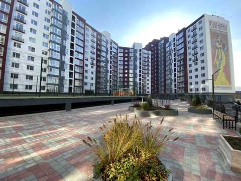 квартира по адресу Юліана Пелеша ул., (Будинок 33)