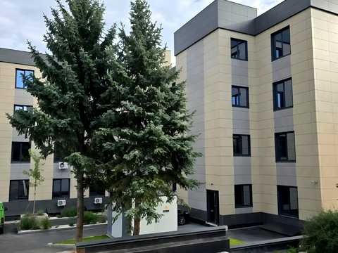 коммерческая по адресу Соборная пл. (Октябрьская), 1