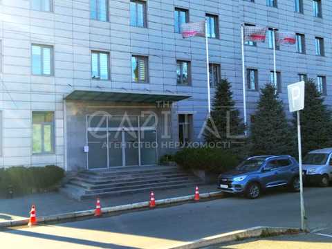коммерческая по адресу Линейная ул., 17