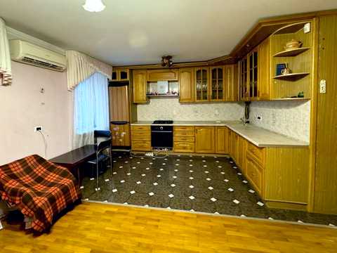 квартира по адресу Радистов ул., 2