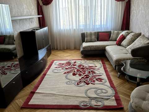 квартира по адресу Зои Гайдай ул., 10-А