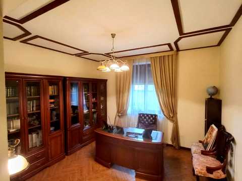 будинок за адресою провулок Набережний