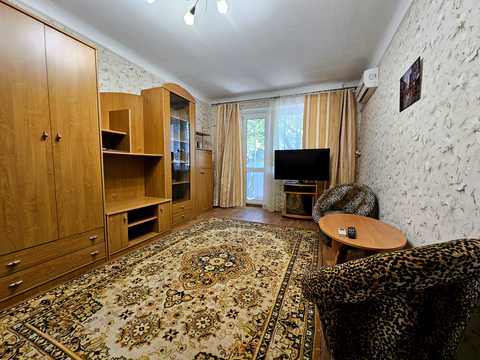 квартира за адресою Олександра Поля просп. (Кірова), 76-Б