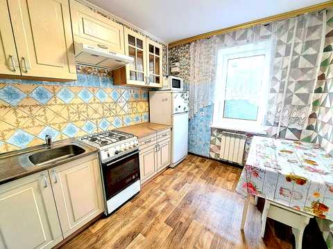 квартира за адресою Братиславська вул., 13