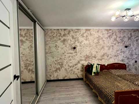 квартира за адресою Карагандинська вул., 11