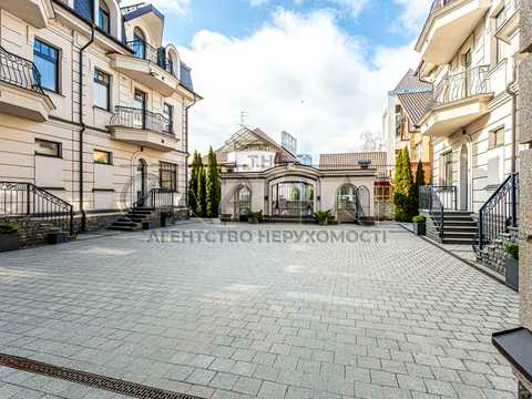 будинок за адресою Звіринецька вул., 10