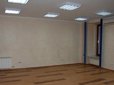 комерційна за адресою Преображенська вул., 37
