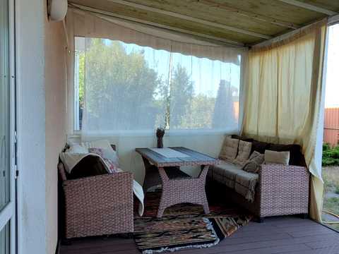 будинок за адресою с. Нові Безрадичі, піщана, 1