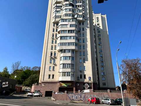 паркоместо по адресу Васильковская ул., 18