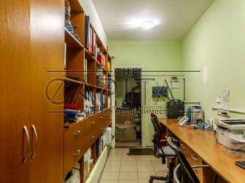 комерційна за адресою Київ, Жилянська вул., 39