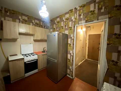 квартира за адресою Лариси Руденко вул., 8