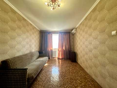 квартира за адресою Космонавтів вул., 10
