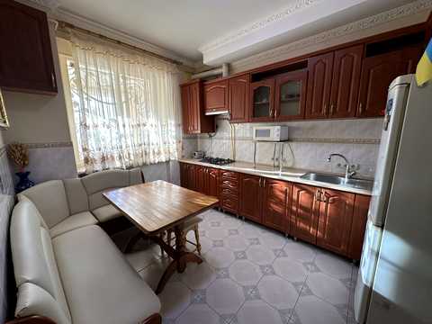 квартира за адресою Тисменицька вул., 238
