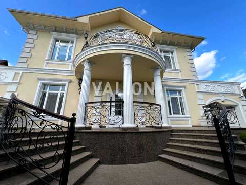будинок за адресою Сагайдачного