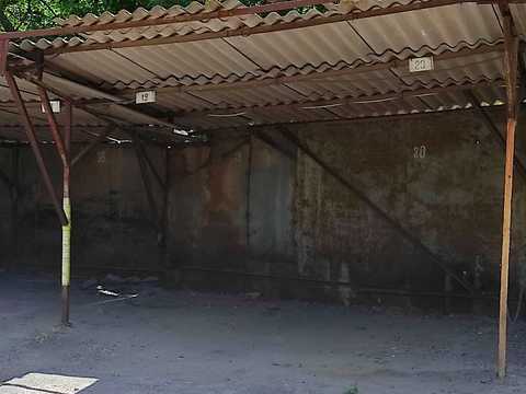 паркомісце за адресою Одеса, Владислава Бувалкіна вул. (Бочарова Генерала), 53