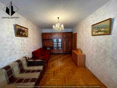 квартира за адресою Анни Ахматової вул., 19