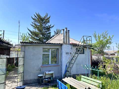 будинок за адресою Червоної Рути вул. (Амурська)