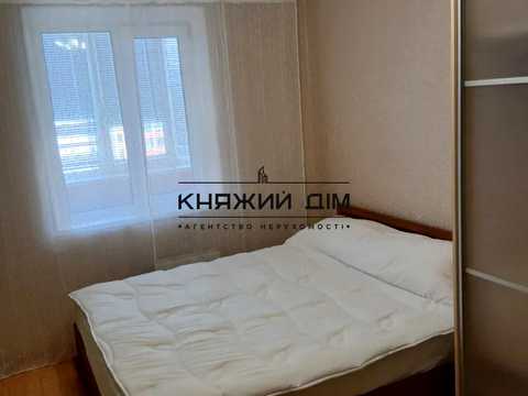 квартира по адресу Урловская ул., 1/8