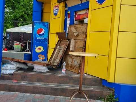 коммерческая по адресу п. Лесное, горького, 2в