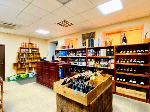 комерційна за адресою Гоголівська вул., 42