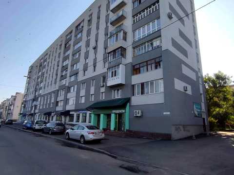 квартира за адресою вул. Набережна, 14