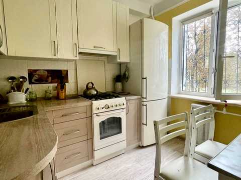 квартира за адресою Голосіївський просп. (40-річчя Жовтня), 122