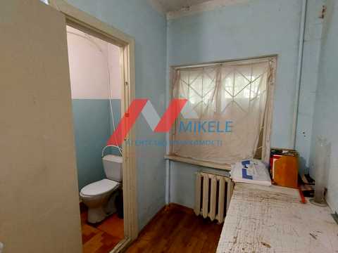 коммерческая по адресу Леся Курбаса просп., 18-Г