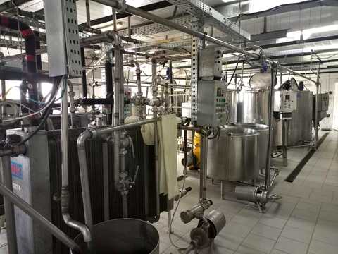 комерційна за адресою Новомосковская дорога, 1