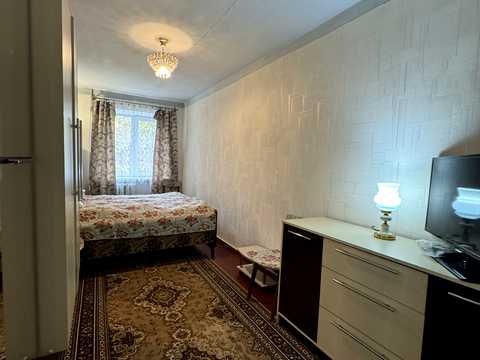 квартира за адресою Кленова вул., 1