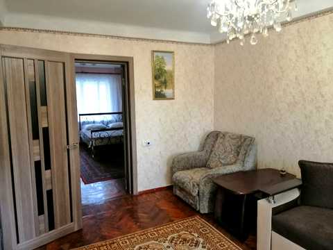 квартира за адресою Космічна вул., 5