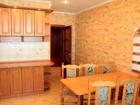 квартира за адресою Анни Ахматової вул., 35