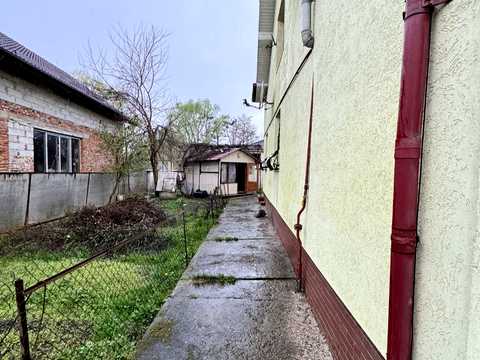 будинок за адресою с. Угринів, Галицька вул., 13