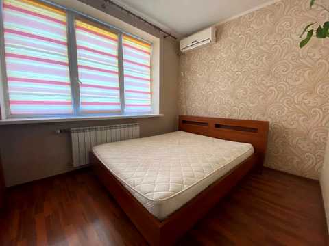 квартира за адресою В'ячеслава Чорновола вул., 20