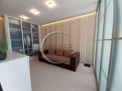 квартира за адресою Регенераторна вул., 4 к3
