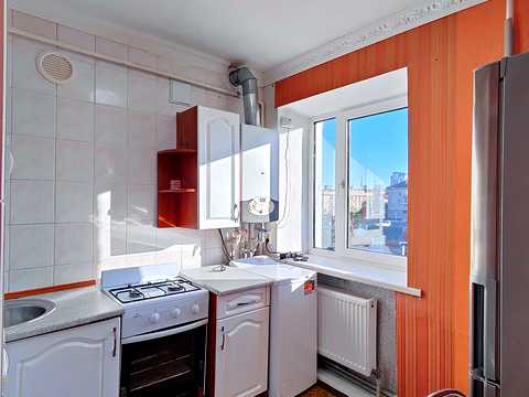 квартира за адресою Старомостова пл. (Миколи Островського), 2