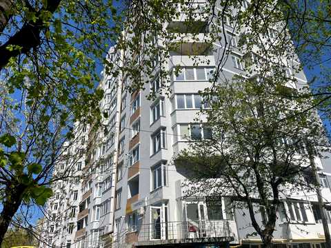 квартира за адресою Злуки просп., 7