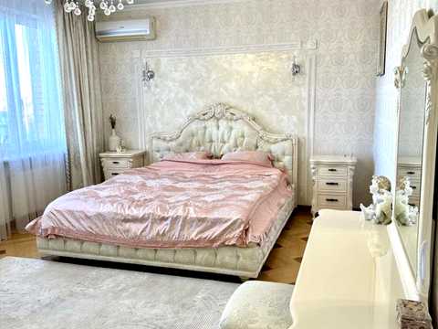 квартира за адресою Осіння вул., 33