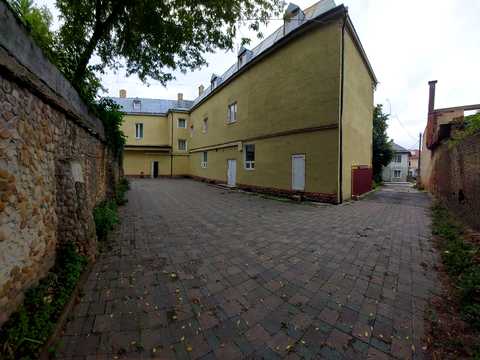 коммерческая по адресу Степана Бандеры ул., 8а